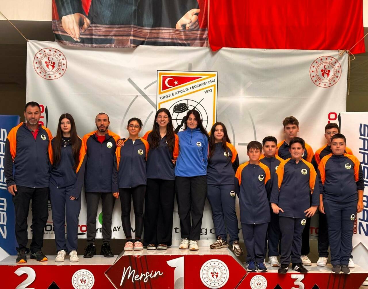 Osmangazili atıcılar zirveyi zorladı 1 osmangazili aticilar zirveyi zorladi 868d0b9715cc