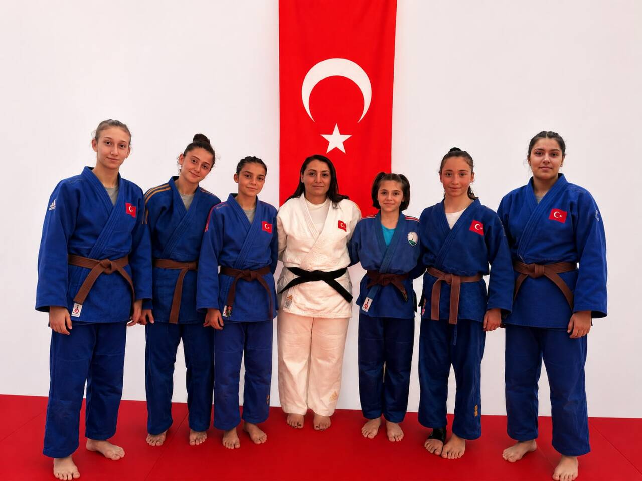 Osmangazi Belediyespor'dan Milli takıma dev katkı 4 osmangazinin milli judoculari avrupa kupasinda 1