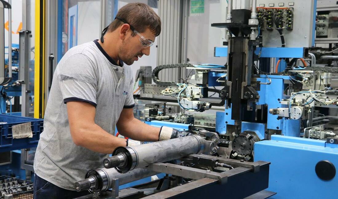 Otomotiv sektörünün lokomotifi yan sanayi oldu! Türkiye'den ocak-haziran döneminde 8 milyar 86 milyon 142 bin dolarlık
