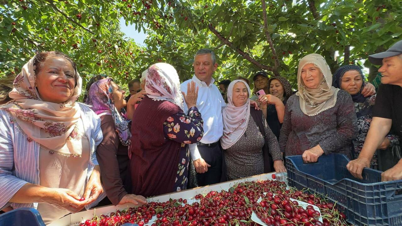 Özgür Özel: En son bir kişi kalsak da biz bu yoldan dönmeyiz 2 ozgur ozel en son bir kisi kalsak da biz bu yoldan donmeyiz 7c8b56254198