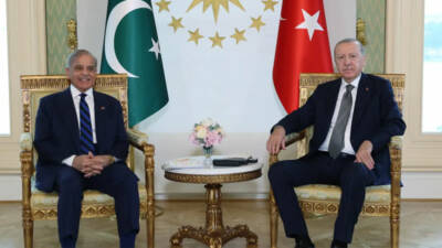 Cumhurbaşkanı Recep Tayyip Erdoğan, Pakistan Başbakanı Şahbaz Şerif ile görüşme