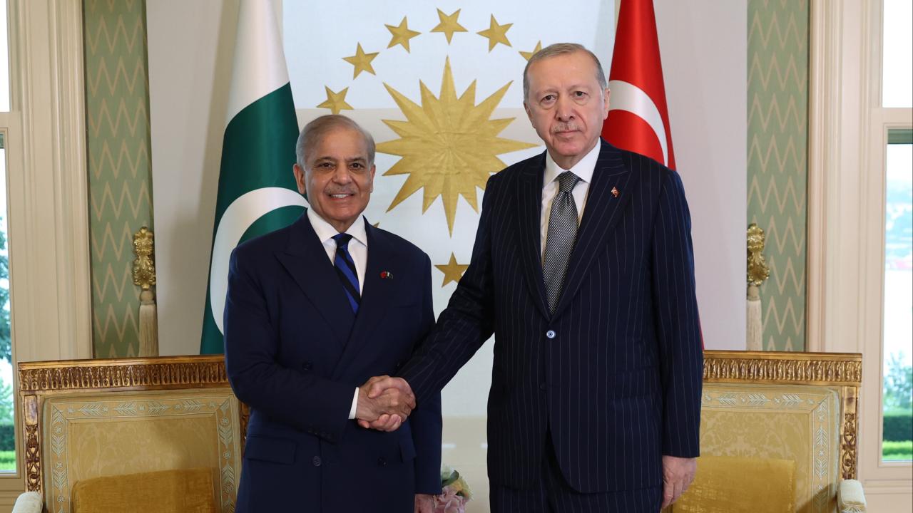 Pakistan Başbakanı Şahbaz Şerif, Türkiye'de 2 pakistan basbakani sahbaz serif turkiyede 33a6f6a364ae