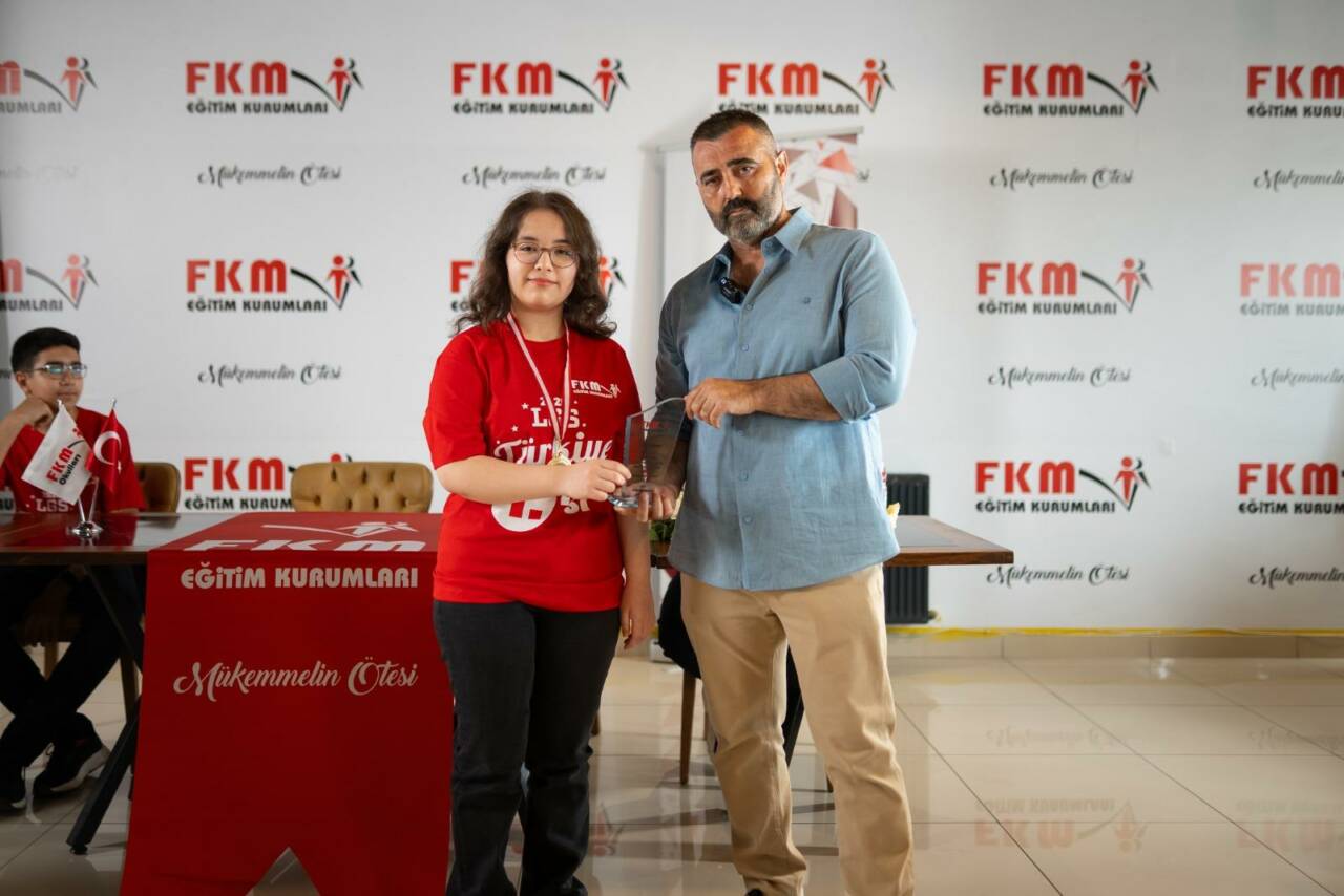 FKM'den 2026 LGS'de 3 Türkiye birincisi! 3 FKM Eğitim Kurumları, 2026 LGS'de 3 Türkiye Birincisi Çıkardı