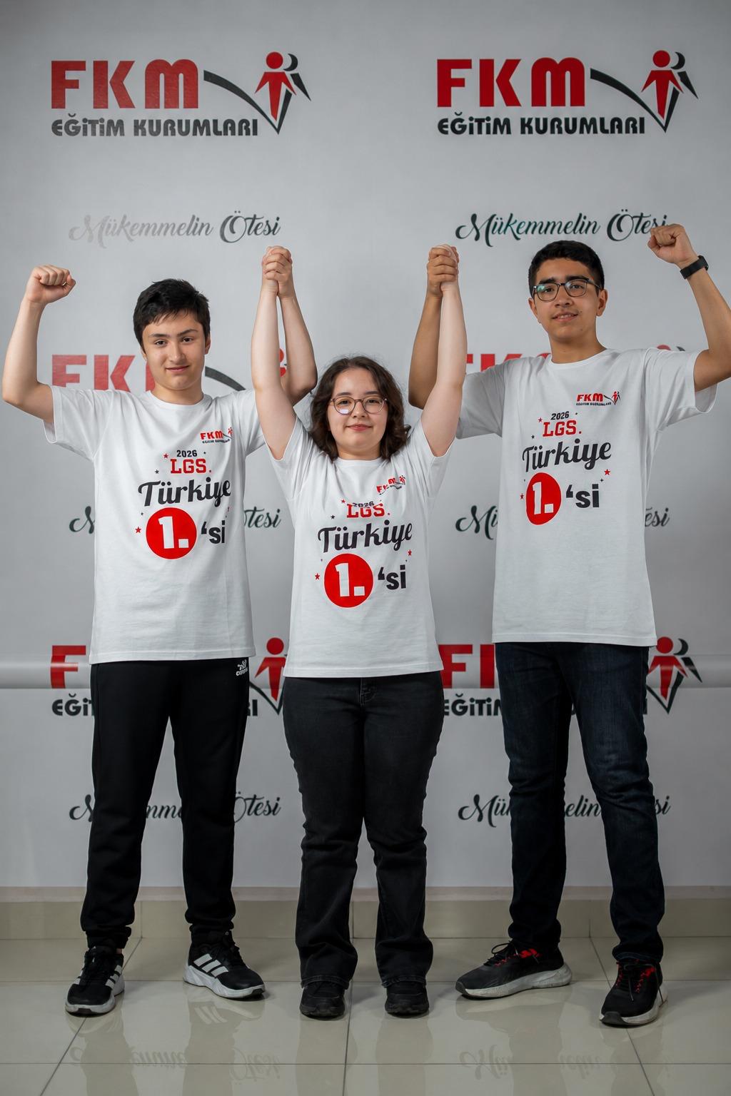 FKM'den 2026 LGS'de 3 Türkiye birincisi! 4 FKM Eğitim Kurumları, 2026 LGS'de 3 Türkiye Birincisi Çıkardı