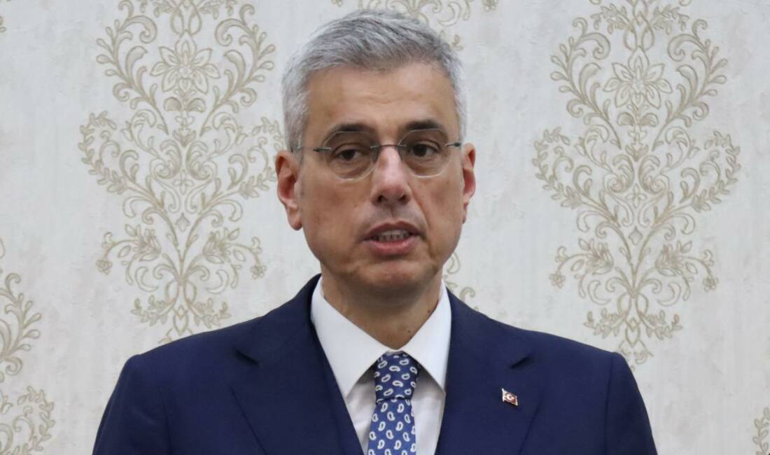 Sağlık Bakanlığı’ndan kiloyla mücadelede yeni kampanya Sağlık Bakanı Kemal Memişoğlu, "Toplumumuzun maalesef yüzde 65'i kilolu. Hareketsiz