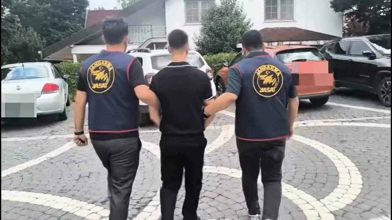 sahte alisveris sitesi kurup vatandaslari dolandiran sebekeye operasyon7 kisi tutuklandi f26a35b44e4e