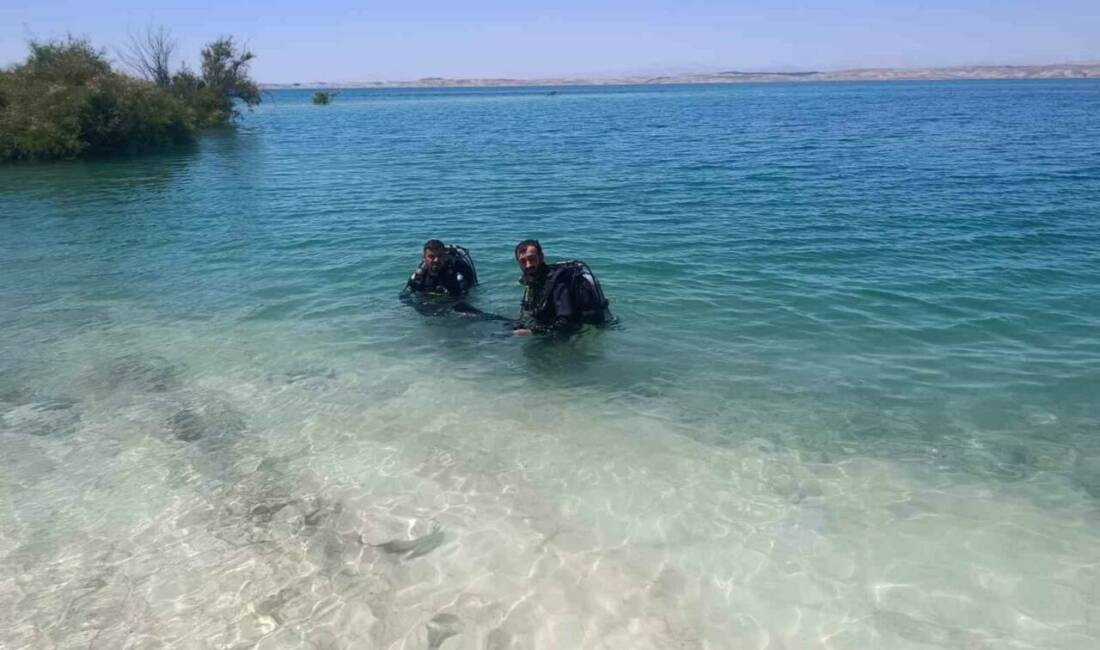 Şanlıurfa’nın Hilvan ilçesinde Atatürk Barajı Gölü’ne giren 14 yaşındaki Murat