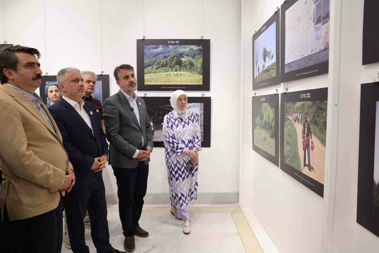 Srebrenitsa Soykırımı’nda hayatını kaybedenler Bursa’da anıldı 1 srebrenitsa soykiriminda hayatini kaybedenler bursada anildi 97a079aa7b8b