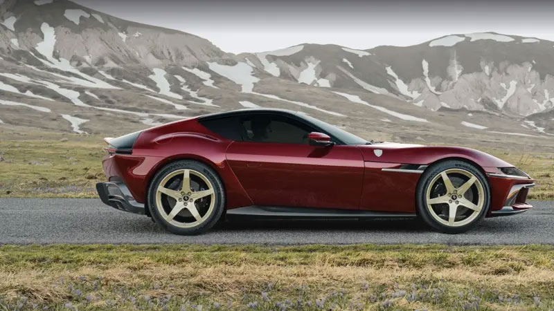 Sadece bin 499 adet üretilecek! V12 ve manuel vitesli Ferrari, yeni V12 manuel şanzımanlı sınırlı üretim modeliyle gelenekçilere hitap