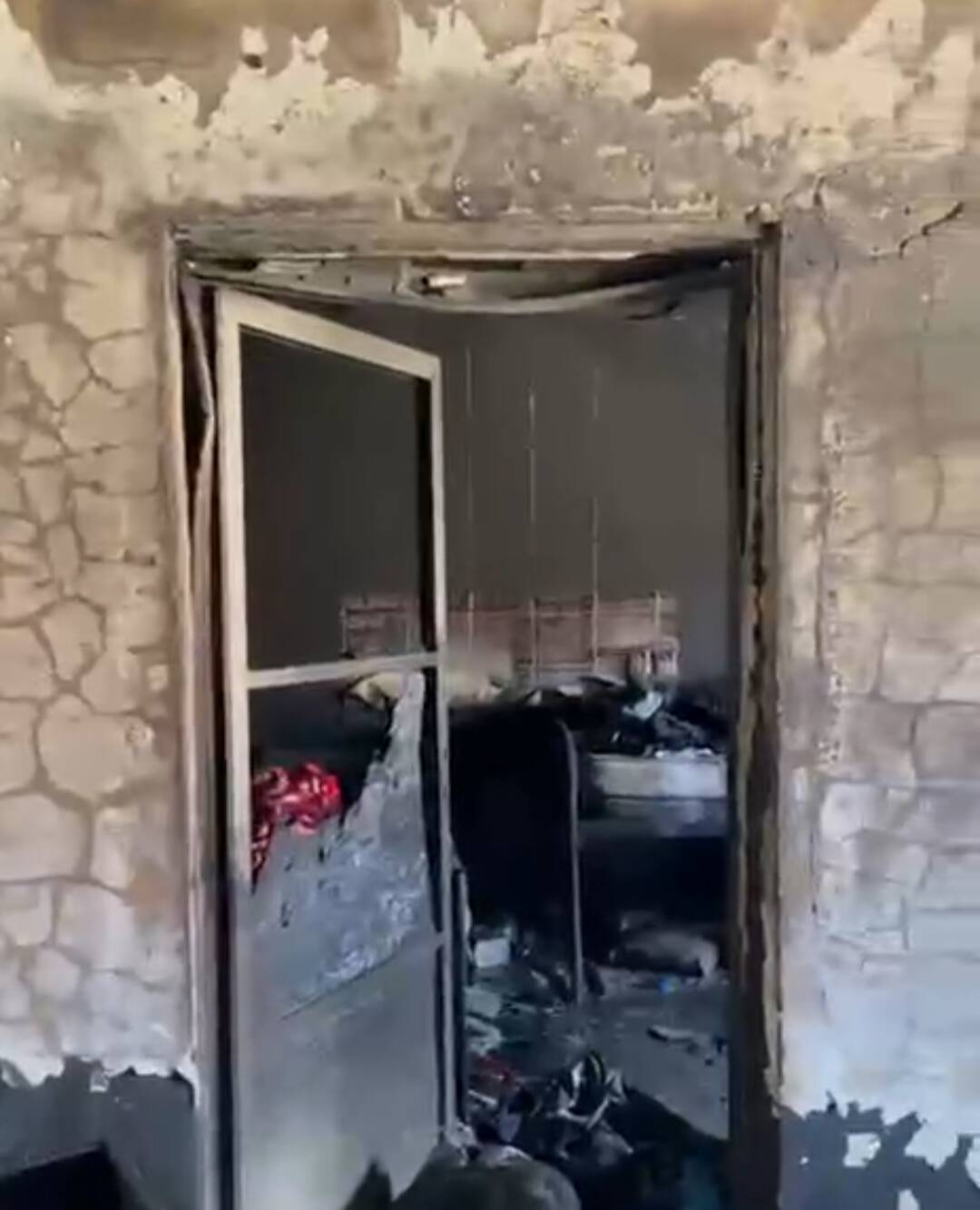 Suudi Arabistan'da yangın faciası! 4 Türk işçi hayatını kaybetti 3 suudi arabistandaki yanginda 4 turk iscinin oldugu evin goruntusu ortaya cikti 0f5c1f9f27a8