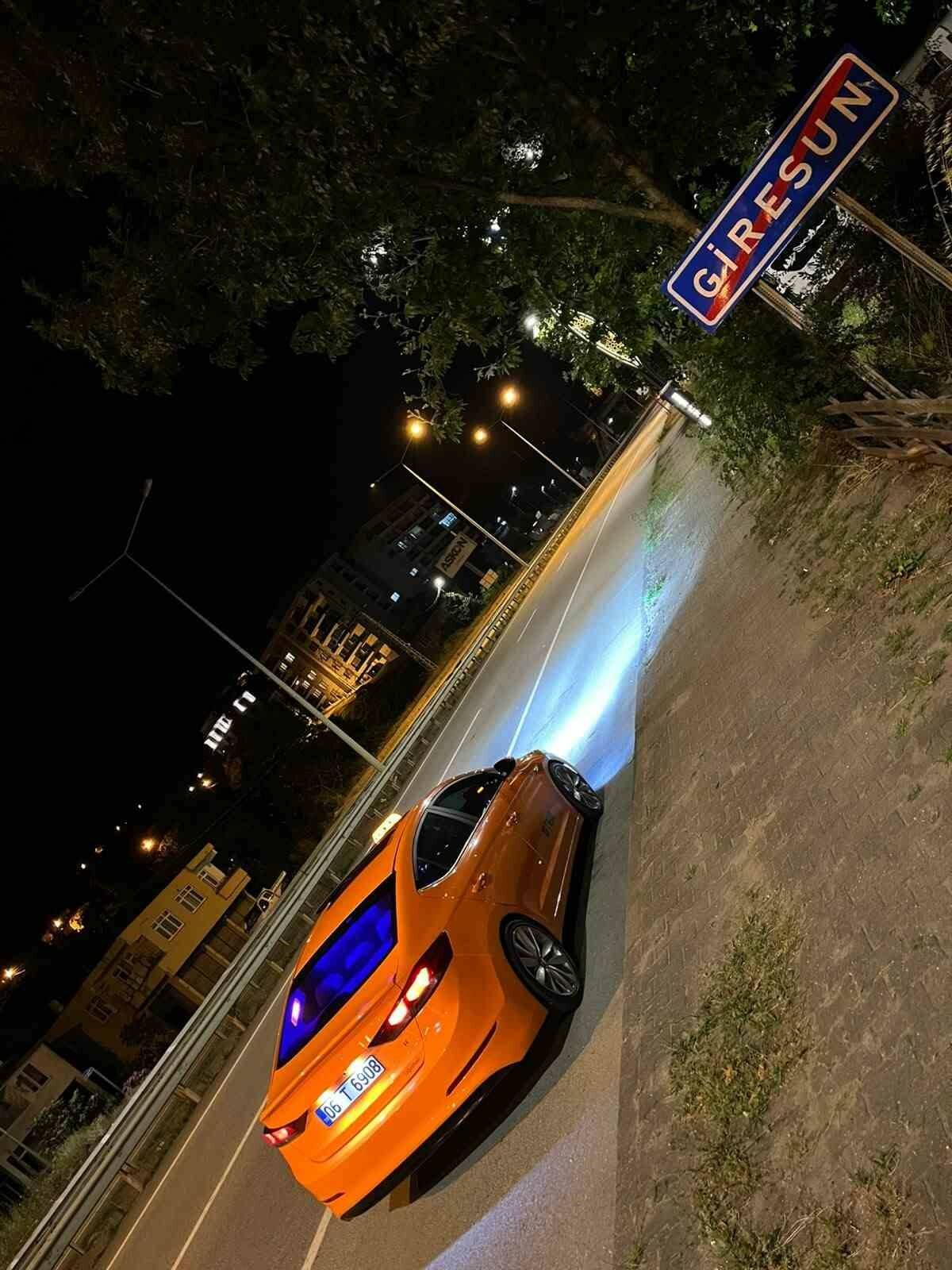taksici soka girdi hatira fotografi icin taksimetreyi cekti d1aa5007dd5c