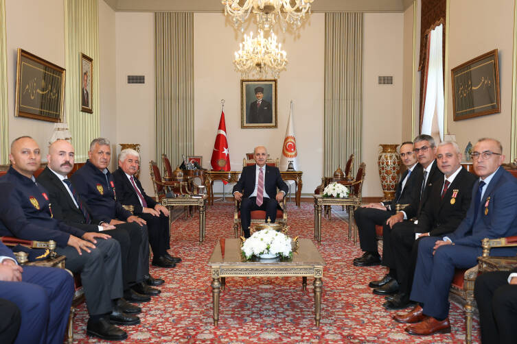 TBMM Başkanı Kurtulmuş'tan 15 Temmuz gazilerine Teşekkür Beratı 1 tbmm baskani kurtulmustan 15 temmuz gazilerine tesekkur berati 2e8d7aa1eed2
