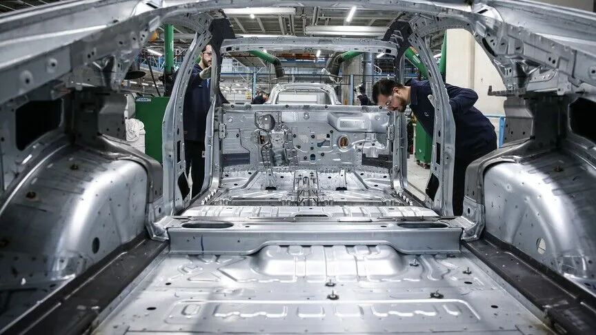 Türkiye'nin otomotiv üretiminin yüzde 35,5'i Bursa'dan karşılandı. Kentte banttan indirilen