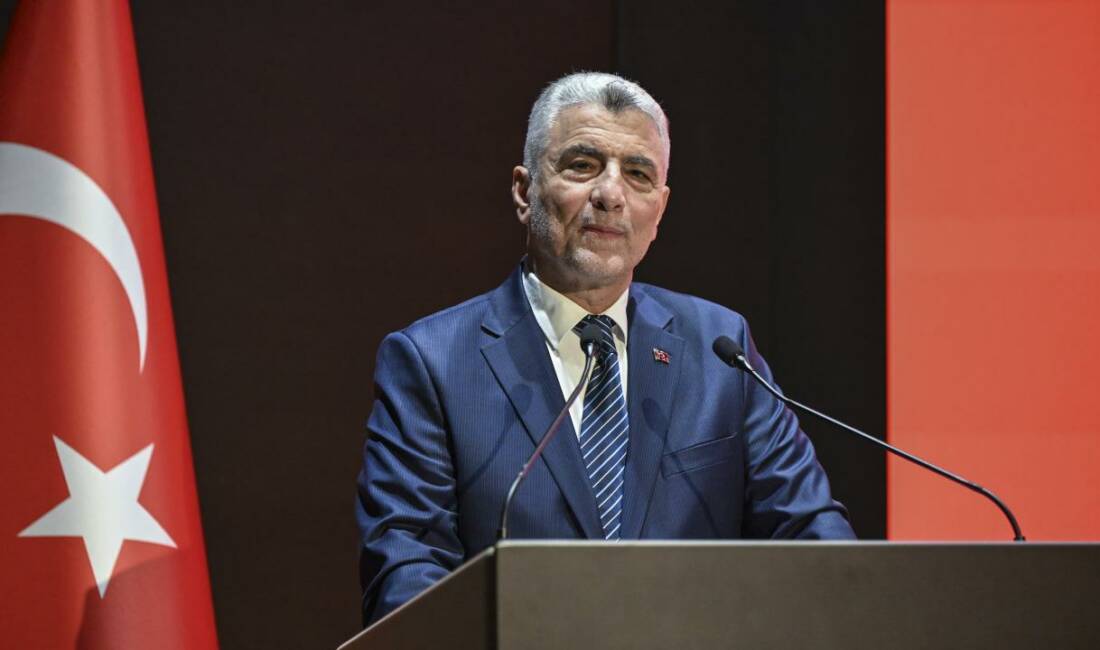 Ticaret Bakanı Bolat Brüksel yolcusu Ticaret Bakanı Ömer Bolat'ın 16-17 Temmuz'da Brüksel'e yapacağı ziyarette, Türkiye