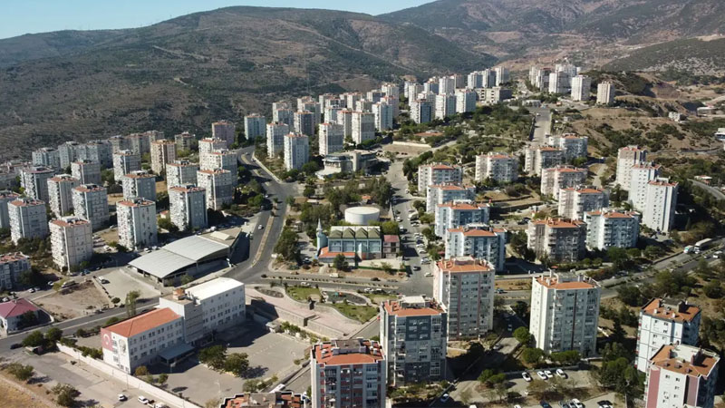 TOKİ’den önemli duyuru! Uyarı yapıldı… Toplu Konut İdaresi Başkanlığı, dolandırıcılıklara ilişkin önemli açıklamada bulundu.