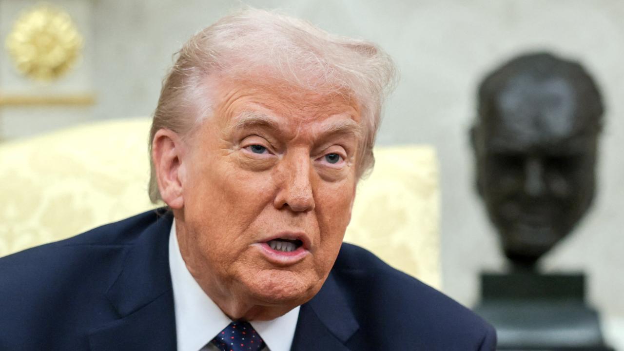 ABD Başkanı Trump, İran'ın Hürmüz'deki gemilere saldırması durumunda "Tahran'dakiler dahil