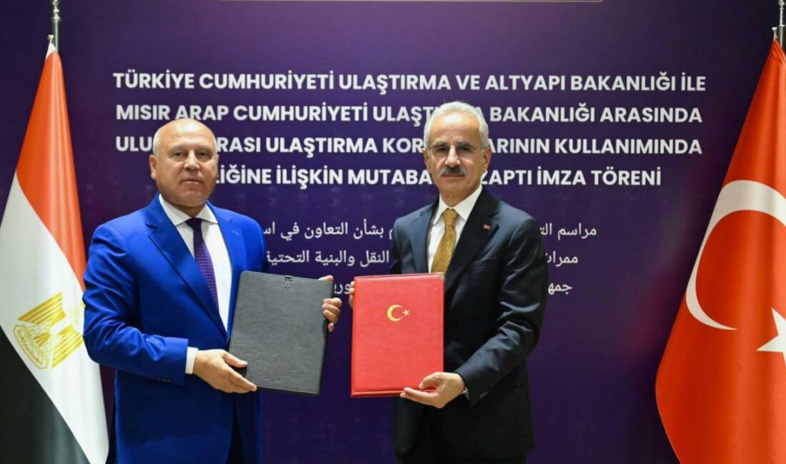 Ulaştırma ve Altyapı Bakanı Abdulkadir Uraloğlu, Mısır ile Türkiye arasında