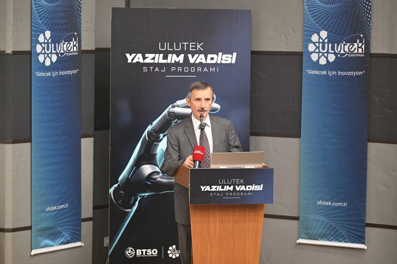 Bursa’da Yazılım Vadisi hamlesi! Genç yetenekler sektörle buluşuyor 2 ULUTEK Yazılım Vadisi ile Üniversite ve İş Dünyası Arasında Güçlü Köprü