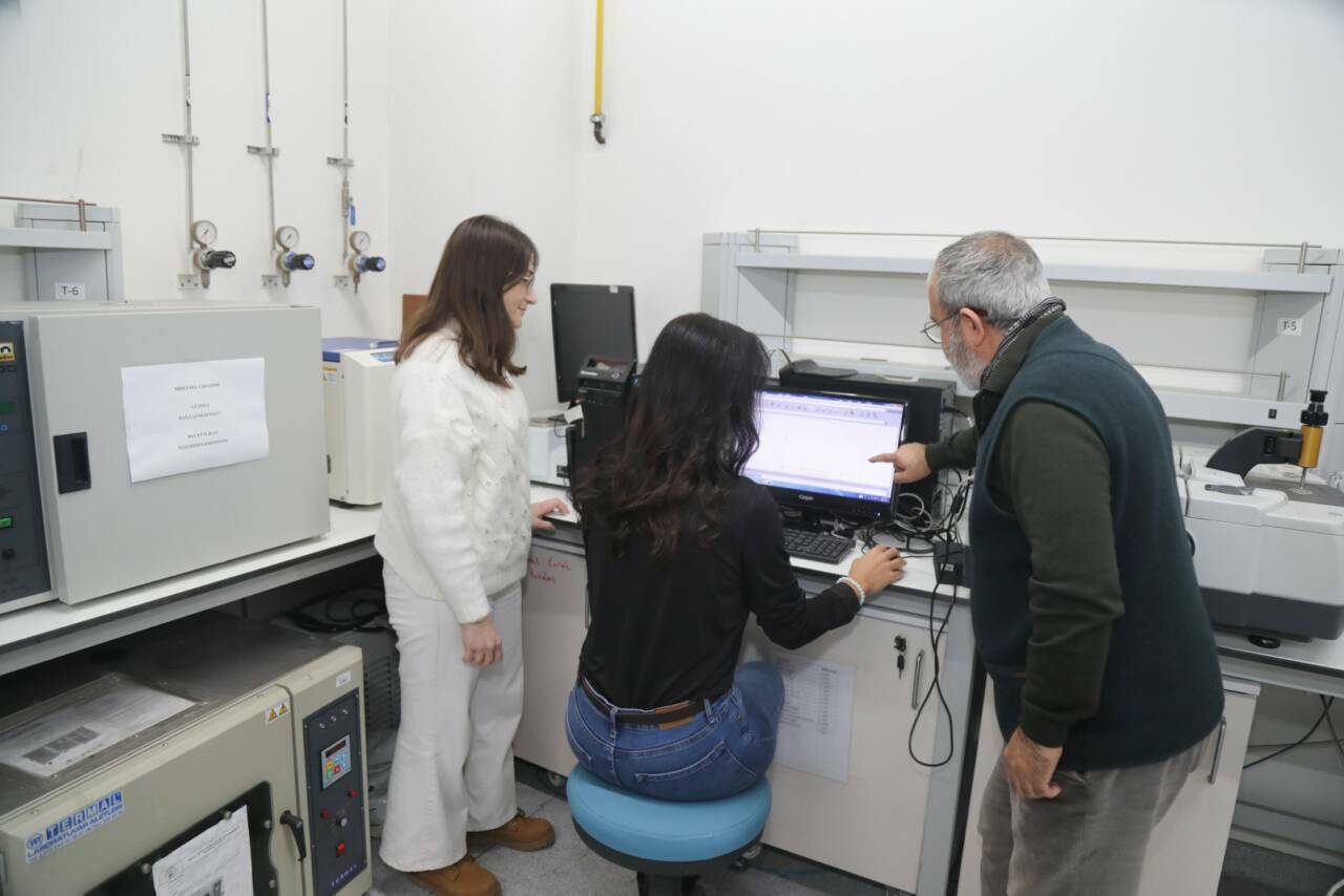 Uyku bozukluğu sorunu olanlar dikkat! Bursa Teknik Üniversitesi'nden ‘Uyutan İplik’ formülü 7 uyku bozuklugu sorunu olanlar dikkat bursa teknik universitesinden uyutan iplik formulu dd093bc1eef5