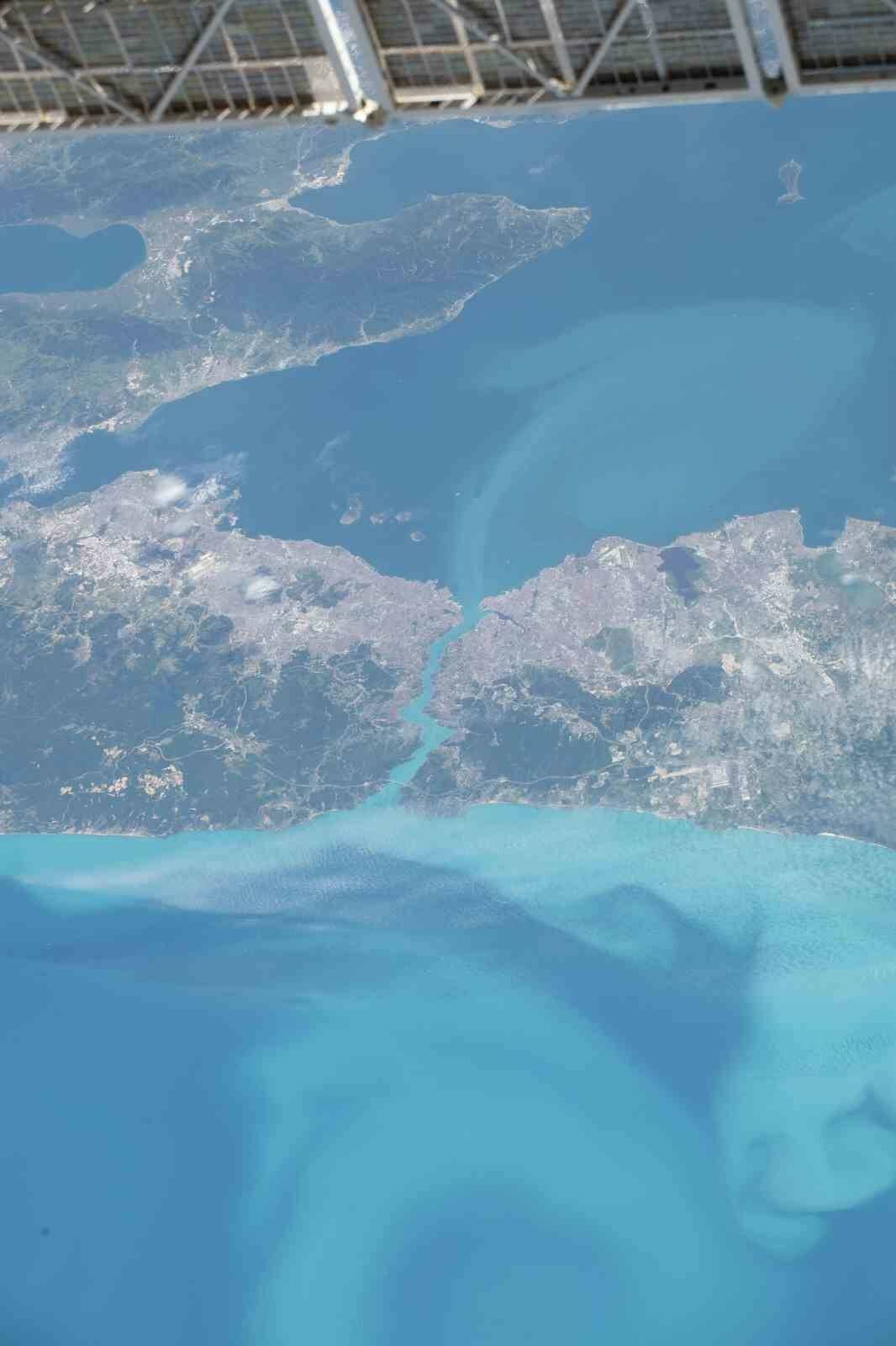NASA'dan İstanbul paylaşımı 3 uzaydan istanbulun turkuaz hali goruntulendi bac0960872a8