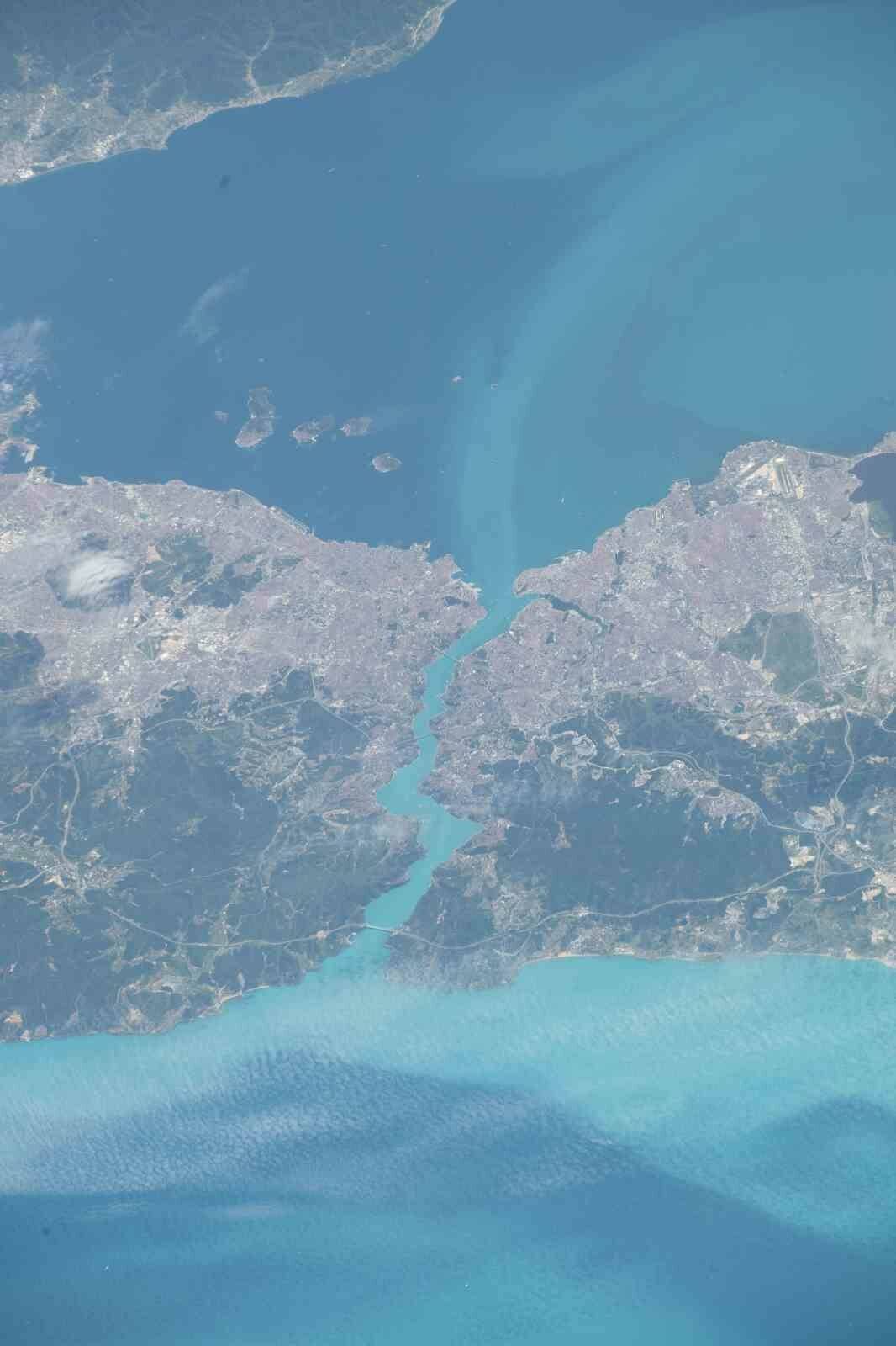 NASA'dan İstanbul paylaşımı 4 uzaydan istanbulun turkuaz hali goruntulendi e1449f3ac7c0