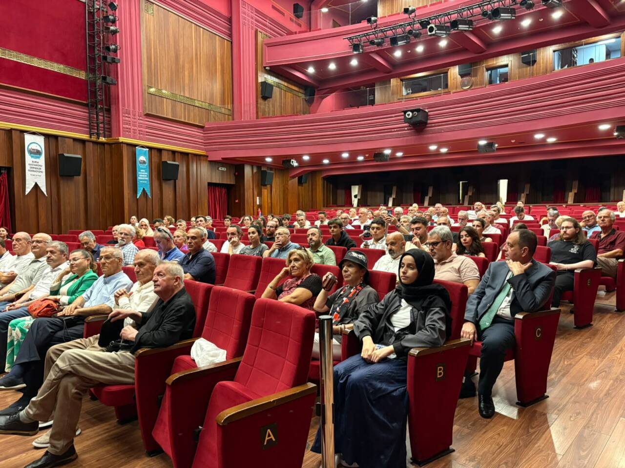 Bursa'da iki şehri buluşturan belgesel: Ahşabın Cazibesi'ne yoğun ilgi 10 whatsapp image 2026 07 04 at 164332 1