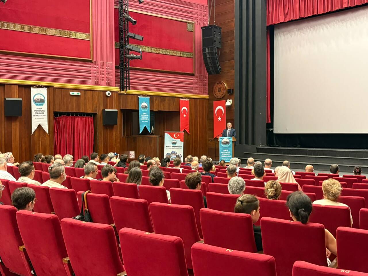Bursa'da iki şehri buluşturan belgesel: Ahşabın Cazibesi'ne yoğun ilgi 9 whatsapp image 2026 07 04 at 164333