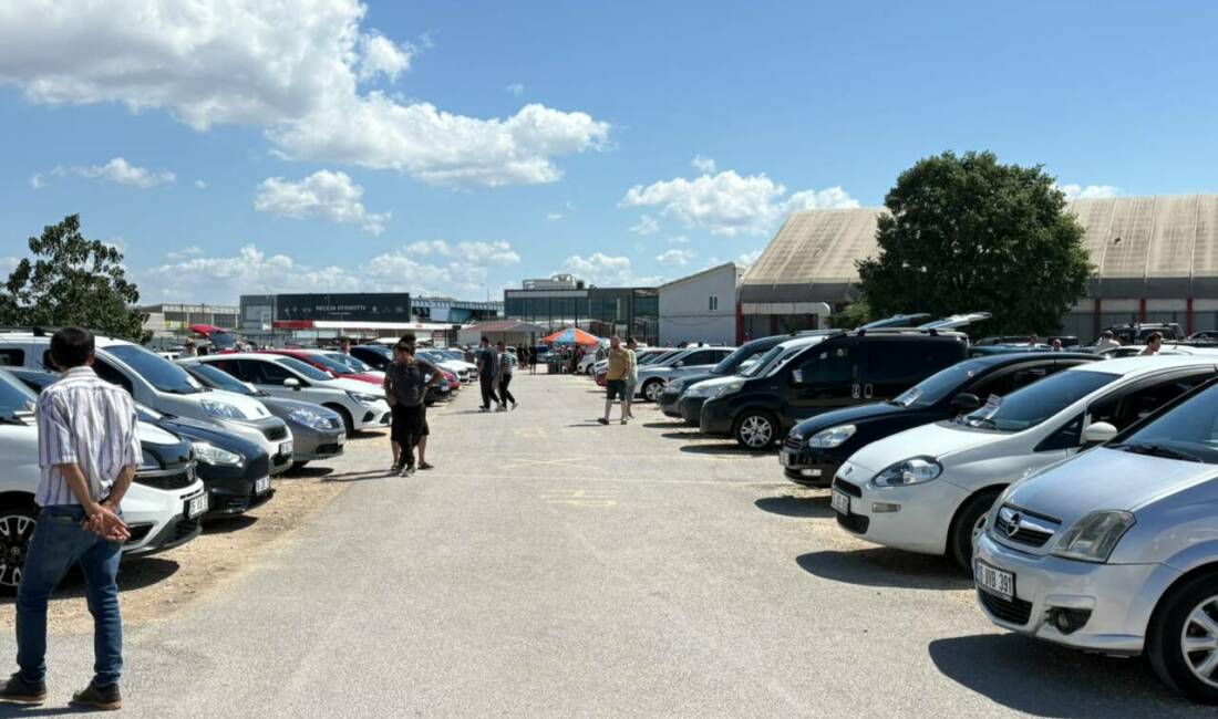 Bursa’da ikinci el oto pazarı boş kaldı: İşte en düşük ve en yüksek fiyatlı araçlar… Sıfır otomobil fiyatlarındaki yükseliş vatandaşları ikinci el araç pazarına yönlendirse