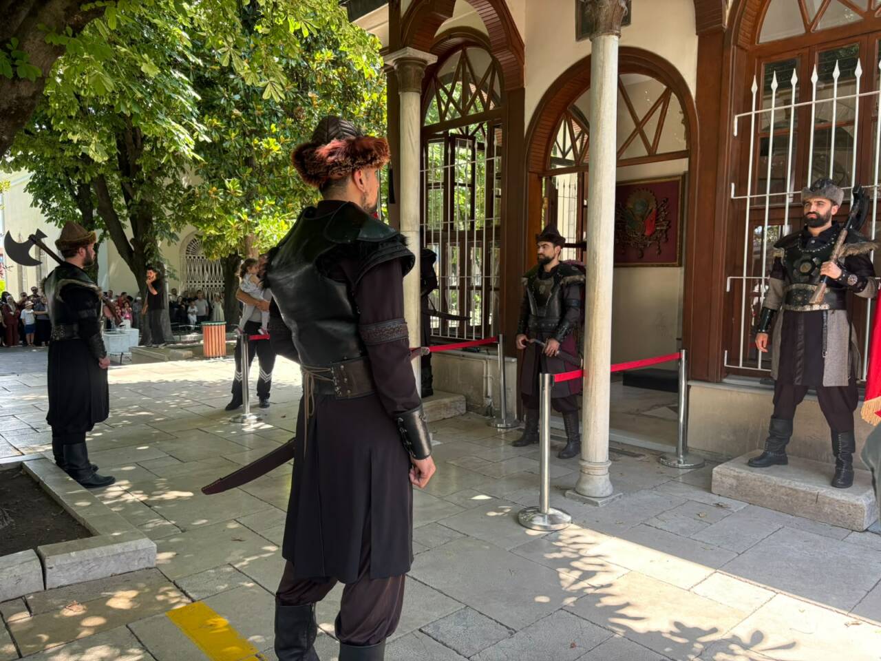 Bursa’da turistler oraya akın etti! Hayranlıkla izlediler... 4 whatsapp image 2026 07 05 at 144742 1