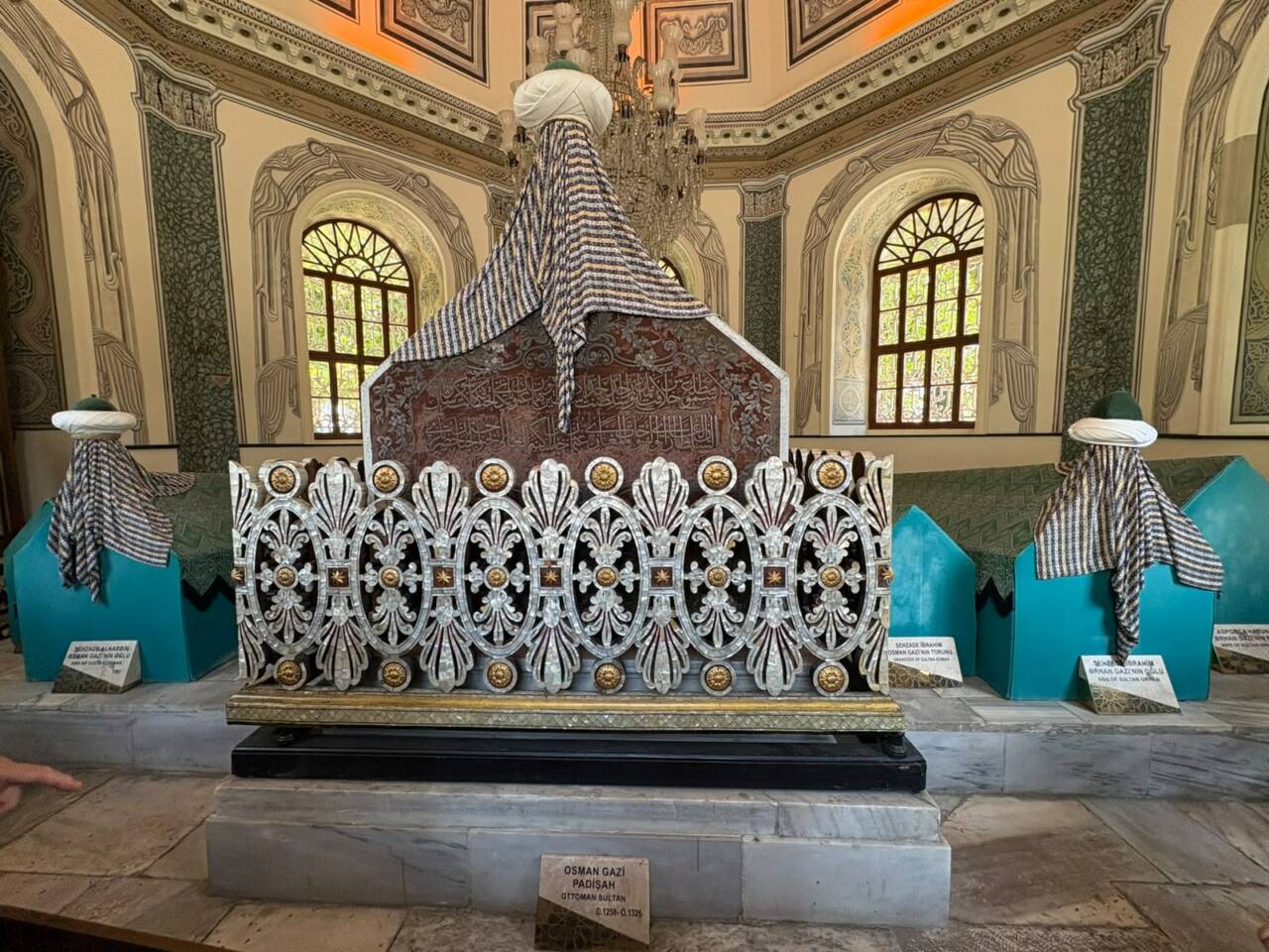 Bursa’da turistler oraya akın etti! Hayranlıkla izlediler... 7 whatsapp image 2026 07 05 at 144742