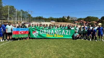 Orhangazi Bursasporlular Derneği, Bursaspor’un Bolu Abant kampını ziyaret etti.