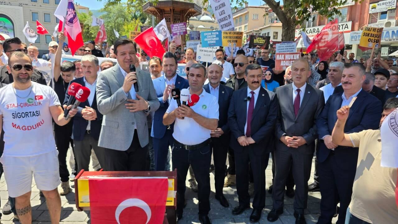​Bursa Staj ve Çıraklık Sigortası Mağdurları Derneği öncülüğünde, 15 Temmuz