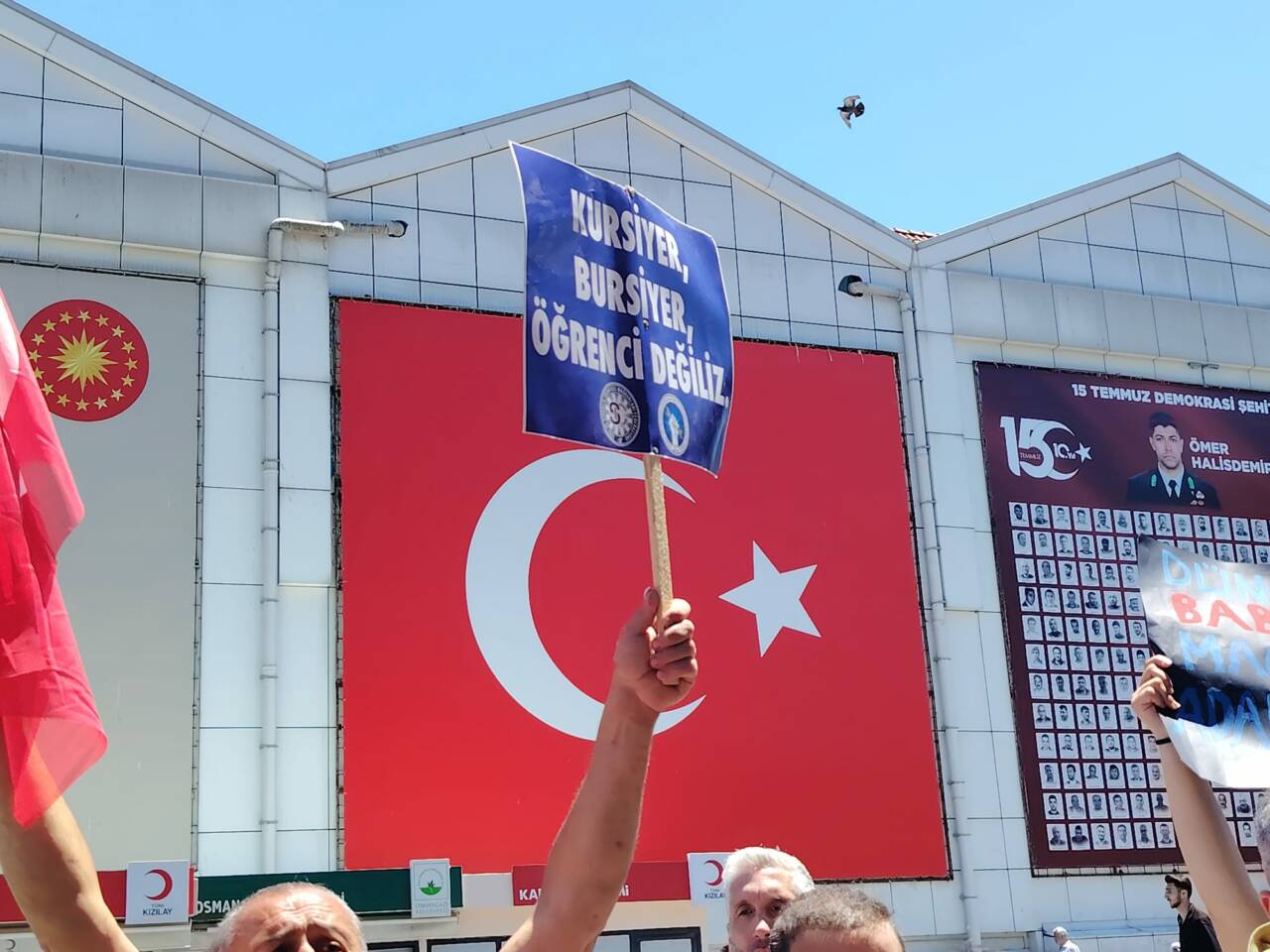 Bursa'da staj ve çıraklık mağdurlarından ortak ses 4 whatsapp image 2026 07 12 at 141258