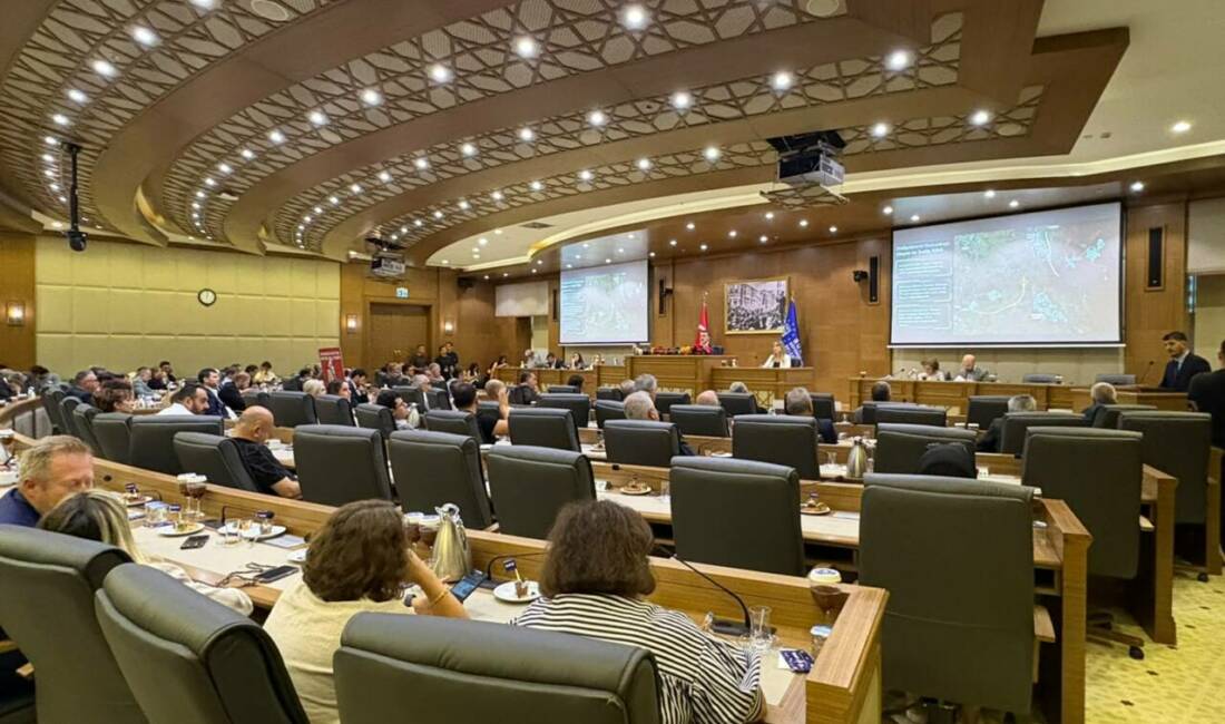 Bursa’dan Türkiye’ye rehber olacak ilk deprem modeli! Tüm binaların envanteri çıktı… Bursa Büyükşehir Belediye Meclisi Temmuz ayı oturumunda, Bursa Büyükşehir Belediyesi
