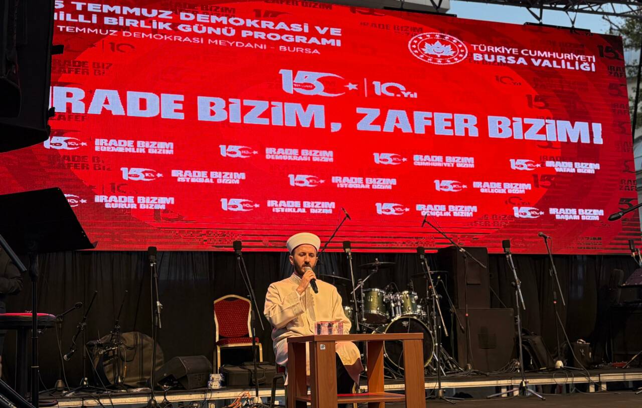 Bursa'da 15 Temmuz ruhu arşa çıktı! Meydanlar doldu taştı 5 whatsapp image 2026 07 15 at 205511 4