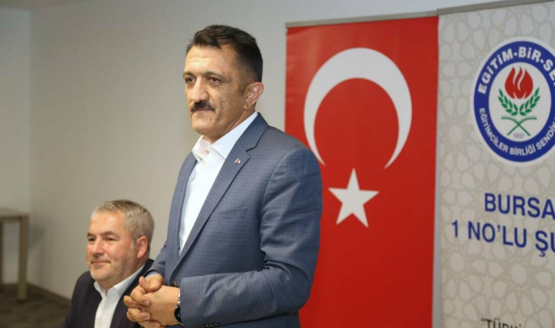 Adil Yazıcıoğlu adaylığını açıkladı Eğitim-Bir-Sen Bursa 1 No'lu Şube Başkan Vekili Adil Yazıcıoğlu, yaklaşan
