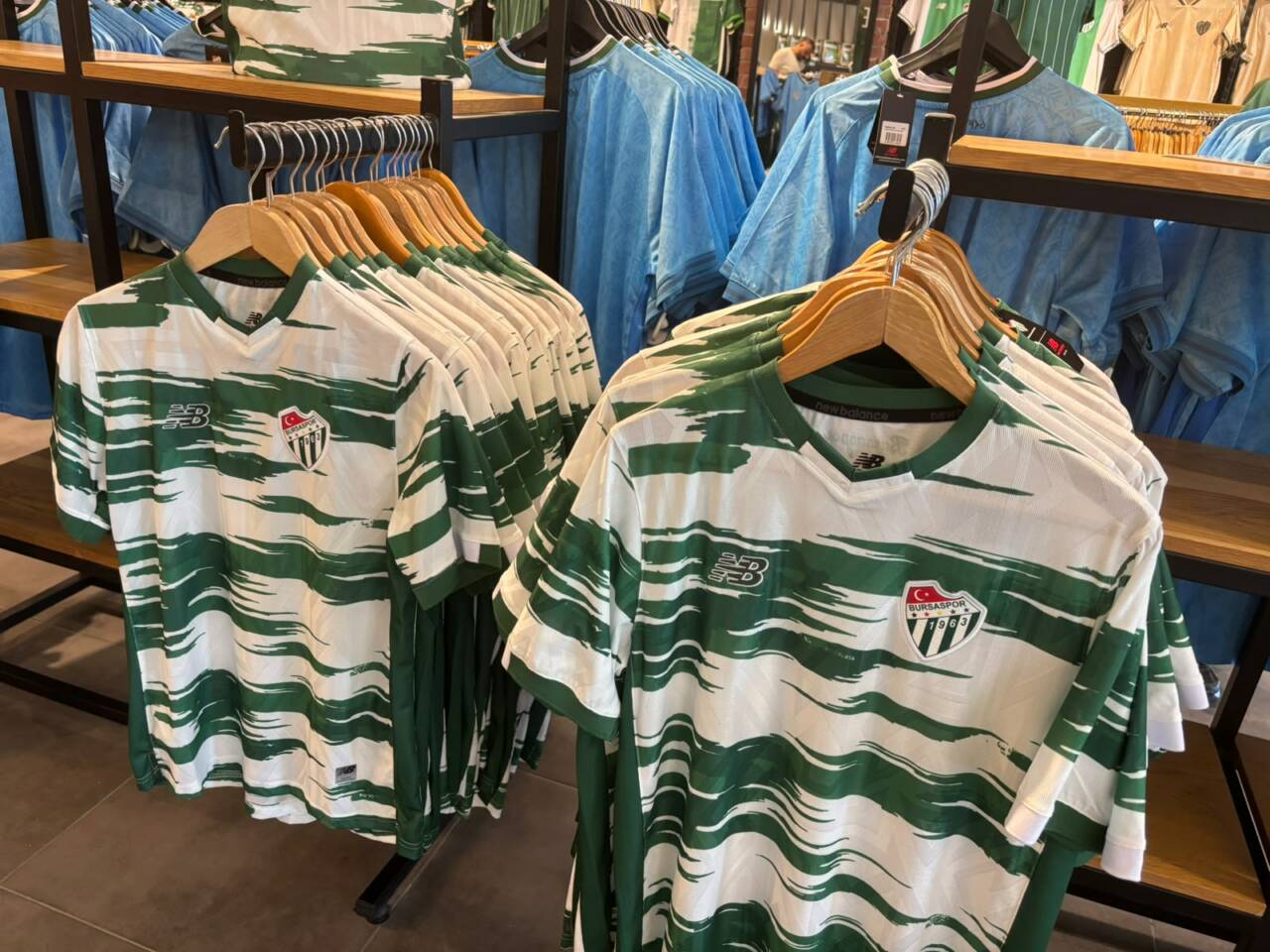 Fetih forması ve yeni ürünler Bursastore’da 7 whatsapp image 2026 07 26 at 113811 1