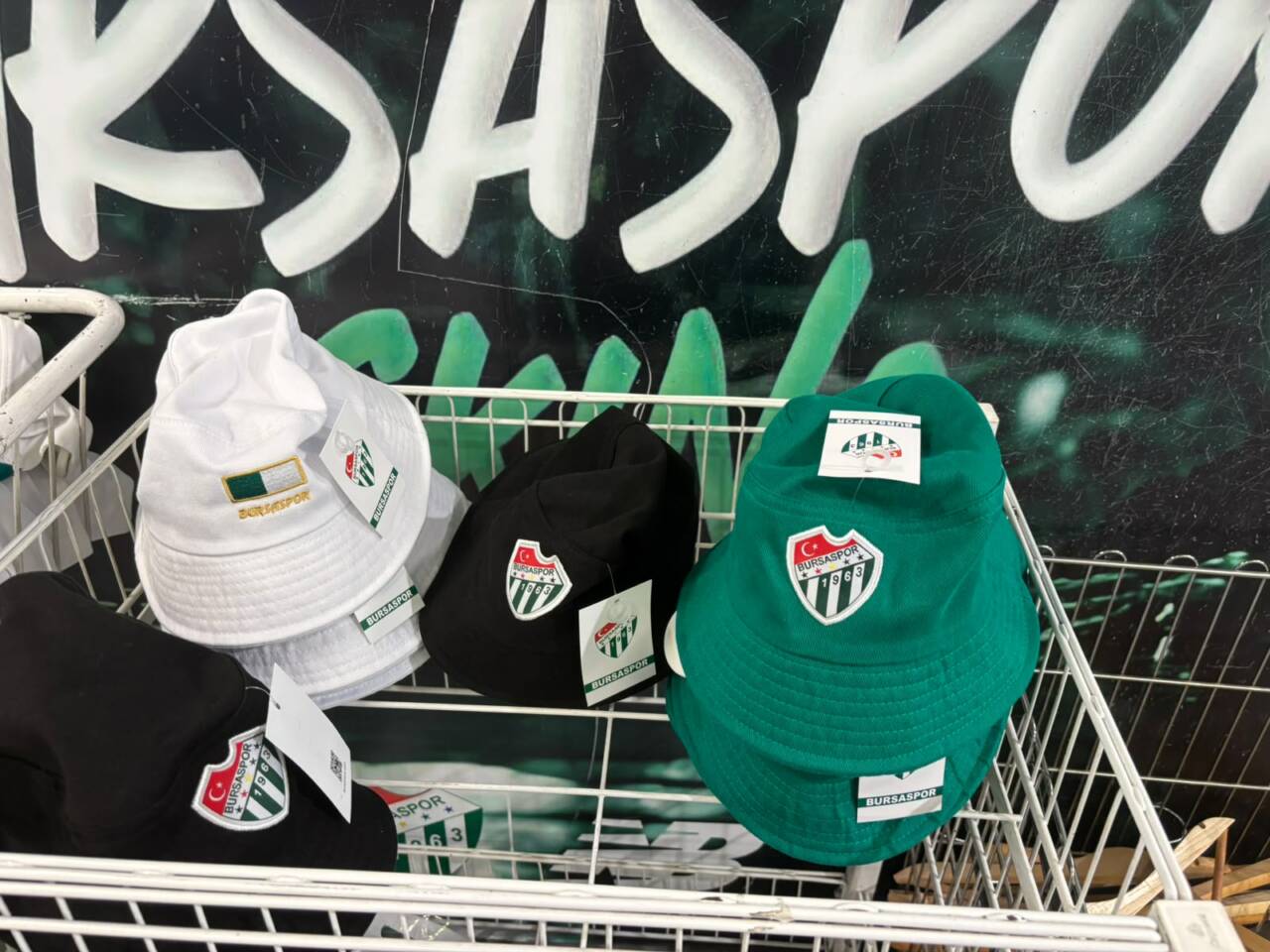 Fetih forması ve yeni ürünler Bursastore’da 10 whatsapp image 2026 07 26 at 113811 4