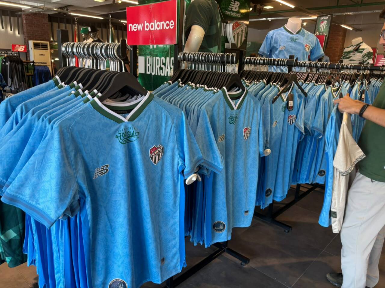 Fetih forması ve yeni ürünler Bursastore’da 11 whatsapp image 2026 07 26 at 113811