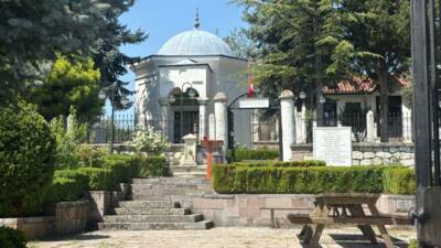 Osmanlı’nın manevi mimarı Hayme Ana’nın ebedi istirahatgahı, Kütahya’da düzenlenen tanıtım
