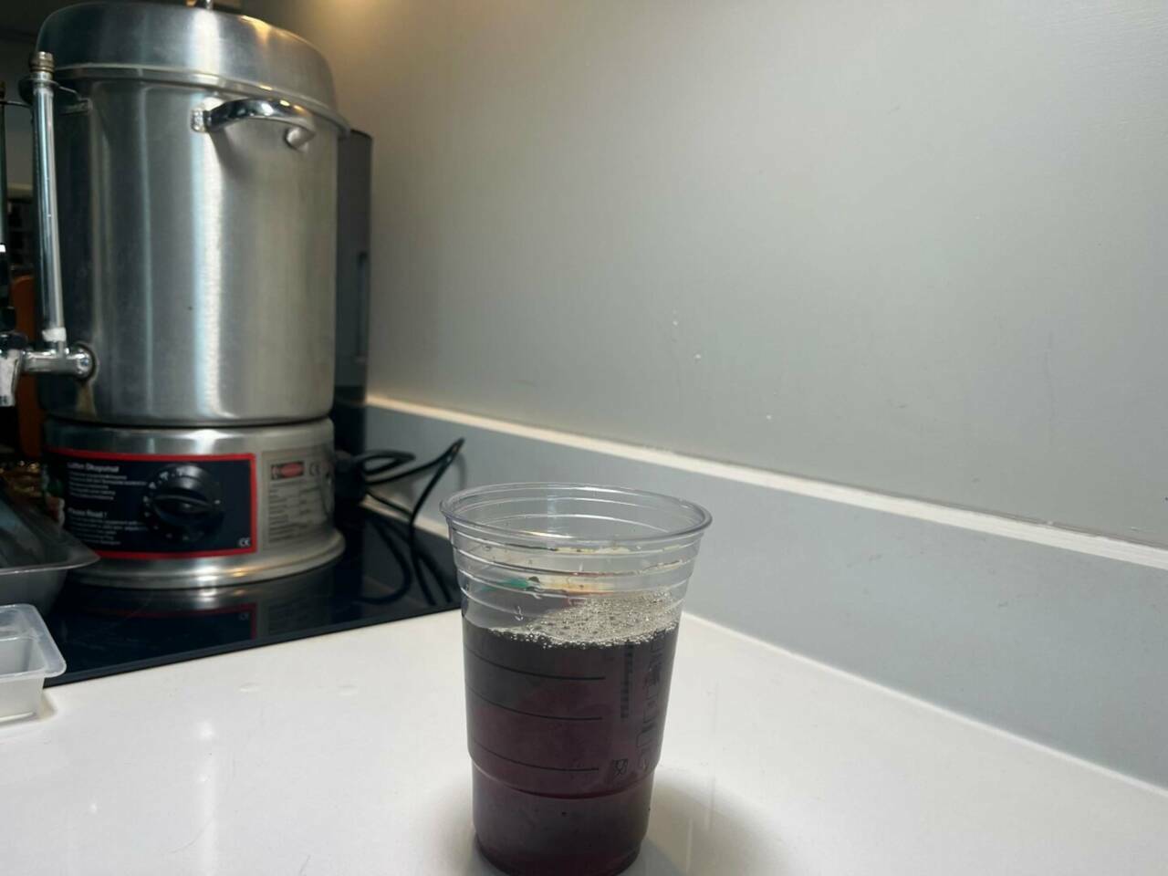 Yaz sıcaklarında kahve içerken dikkat! 1 yaz sicaklarinda kahve icerken dikkat dc6d69d8c631