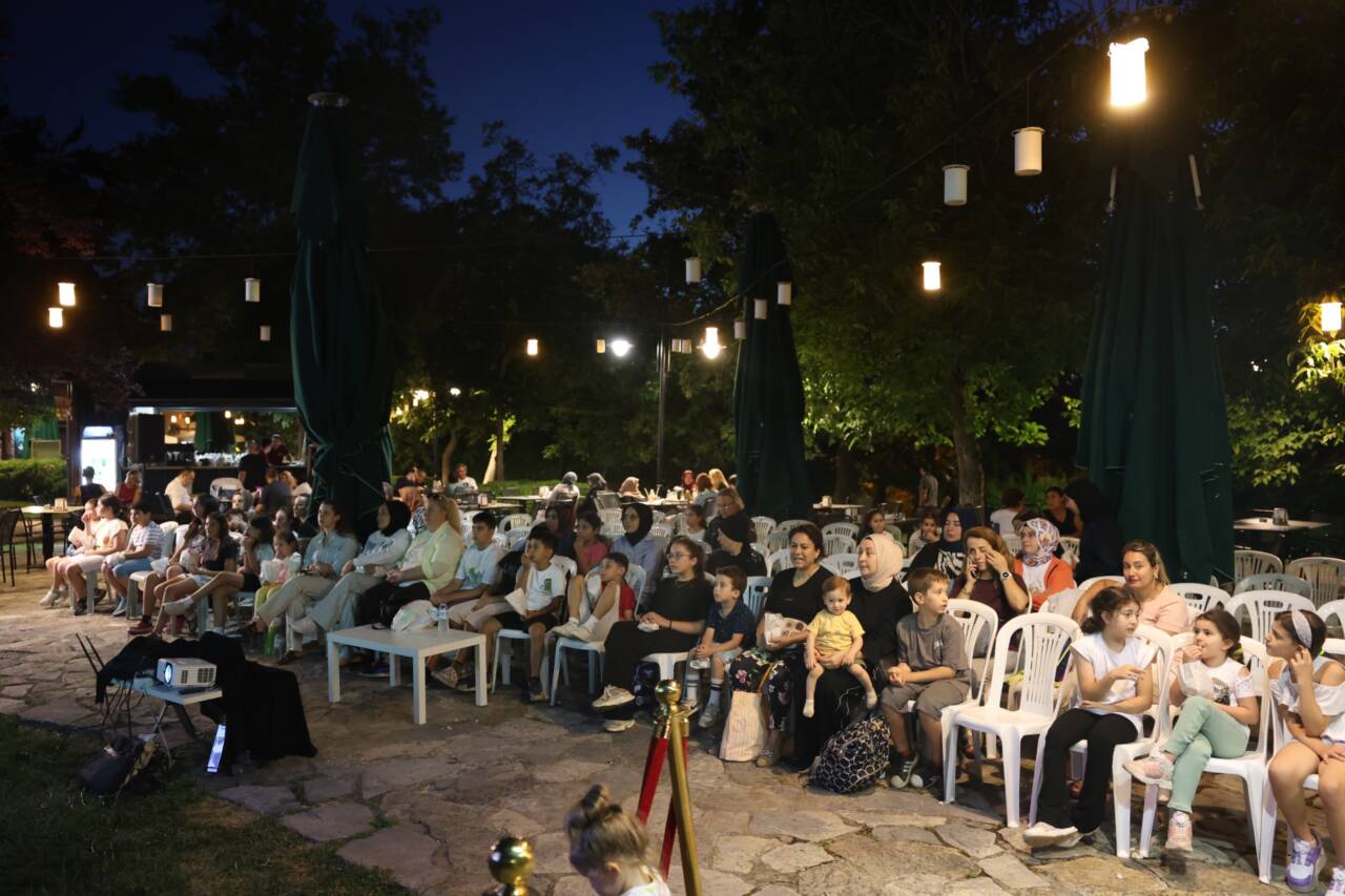 Bursa'da çocuklar için keyifli yaz akşamları 10 Bursa'da çocuklar için keyifli yaz akşamları