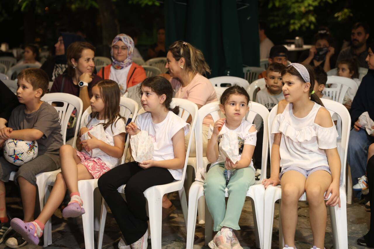 Bursa'da çocuklar için keyifli yaz akşamları 5 Bursa'da çocuklar için keyifli yaz akşamları