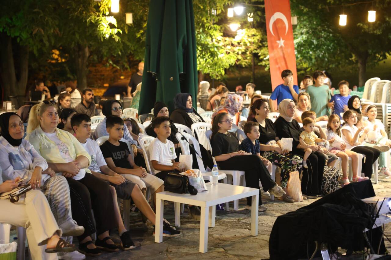 Bursa'da çocuklar için keyifli yaz akşamları 7 Bursa'da çocuklar için keyifli yaz akşamları