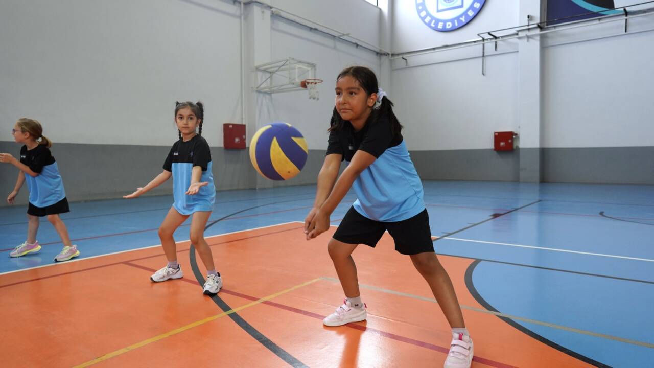 Bursa’da binlerce çocuk sporla buluşuyor 1 Bursa Yıldırım’da Yaz Spor Okulları coşkusu sürüyor