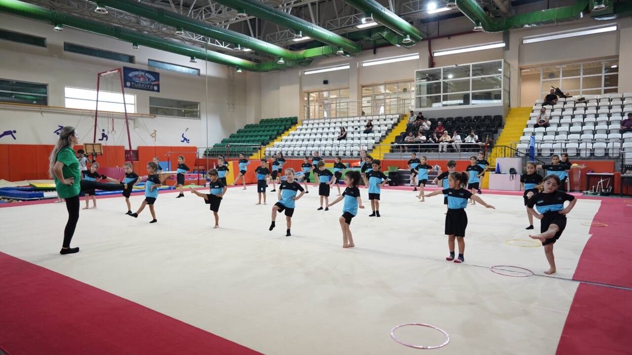 Bursa’da binlerce çocuk sporla buluşuyor 17 Bursa Yıldırım’da Yaz Spor Okulları coşkusu sürüyor