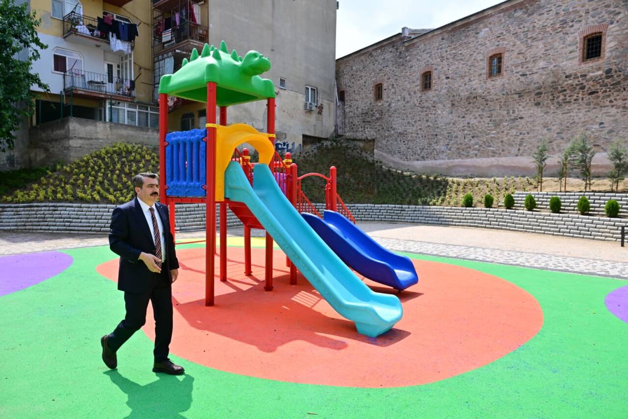 Bursa'da parklara yaz bakımı 2 yb 2