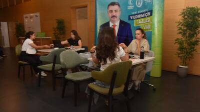 Yıldırım Belediyesi, Yükseköğretim Kurumları Sınavı (YKS) sonuçlarının açıklanmasının ardından tercih
