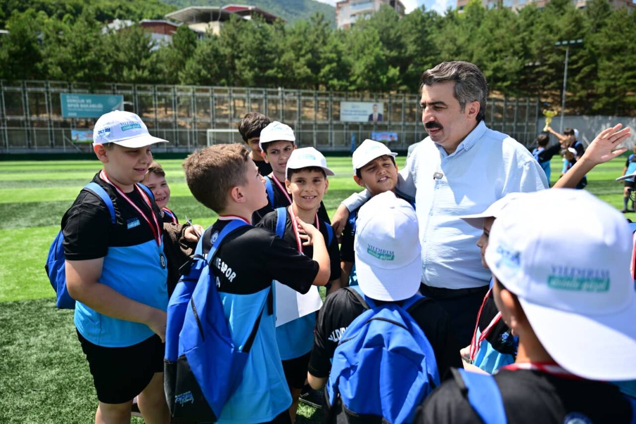 Fwd: [BASIN BÜLTENİ-FOTOĞRAFLI] YILDIRIM'DA KARDEŞLİK KAZANDI
