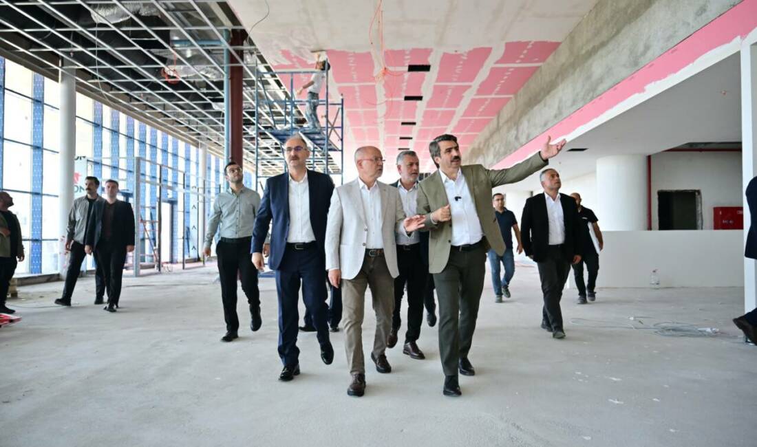 Yıldırım Belediyesi’nin ilçeye kazandıracağı Piremir Gençlik ve Spor Merkezi’ndeki inşaat